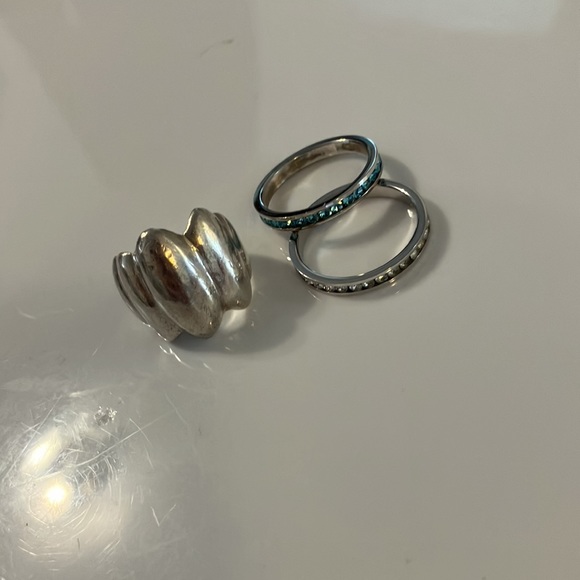 Big lot of 46 +10 piece, assorted, beautiful men’s, and ladies rings, jewelry - Picture 9 of 11